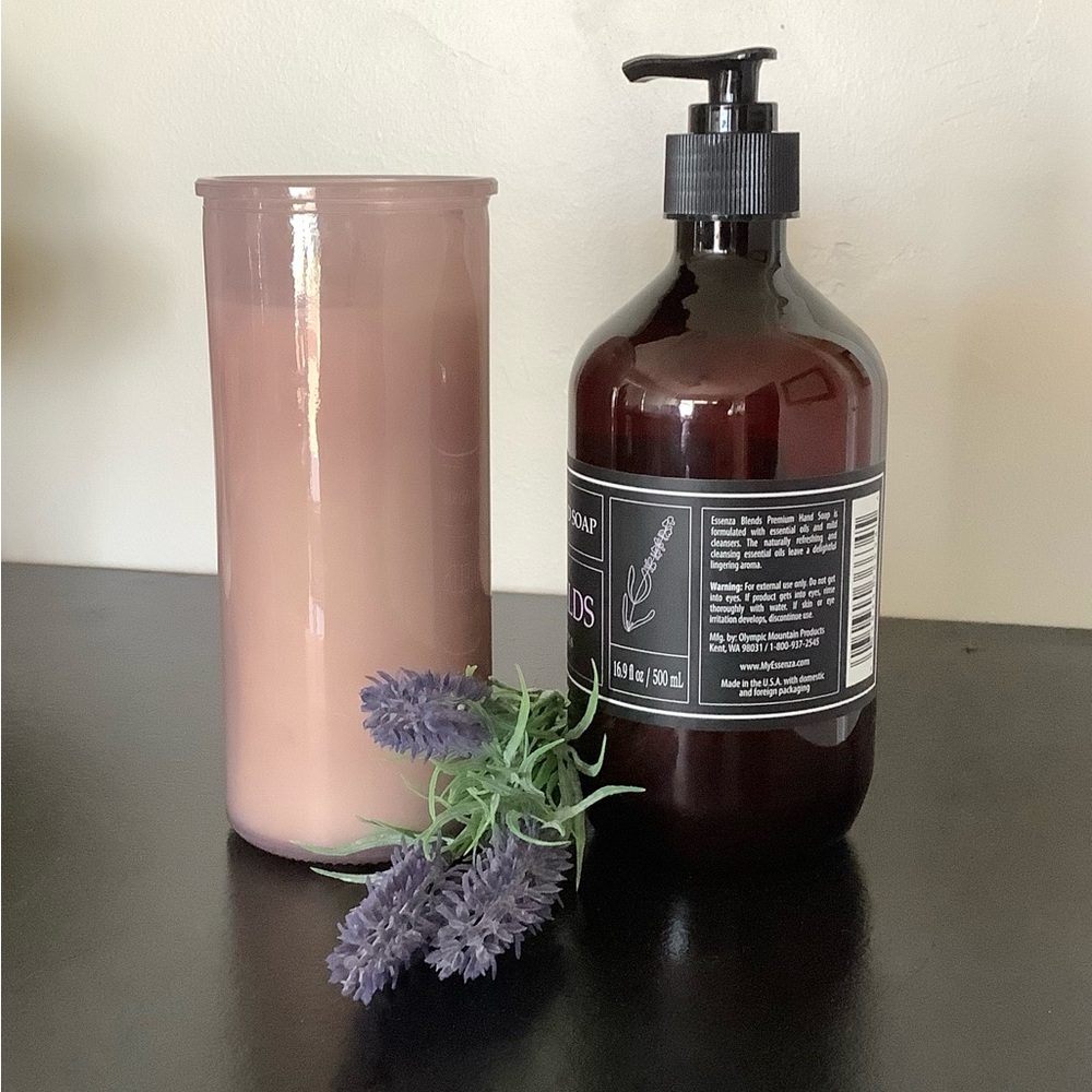 NWT LAVENDER THRESHOLD CANDLE & ESSENZA LAVENDER HAND SOAP BUNDLE - Picture 3 of 3